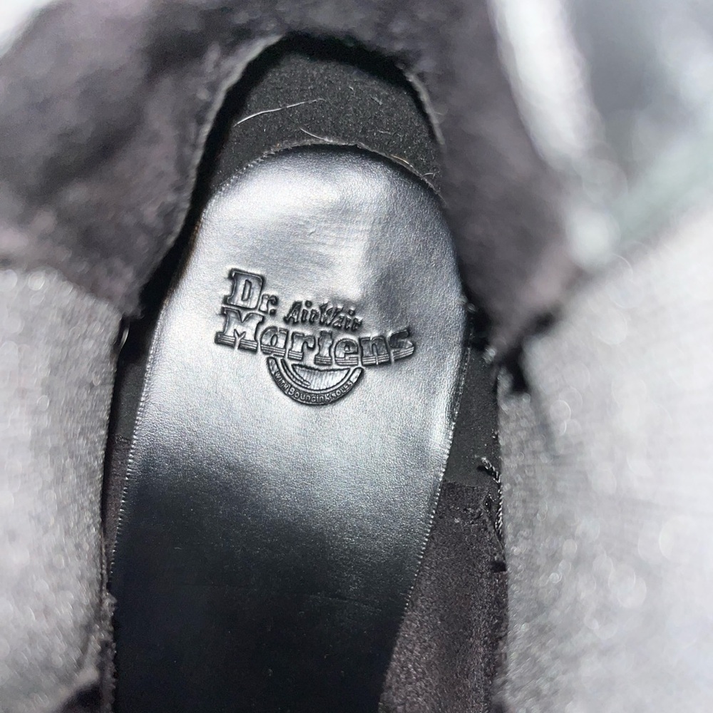 Dr. Martens Rometty Wyoming Leather Platform Chelsea Boots - Picture 6 of 8